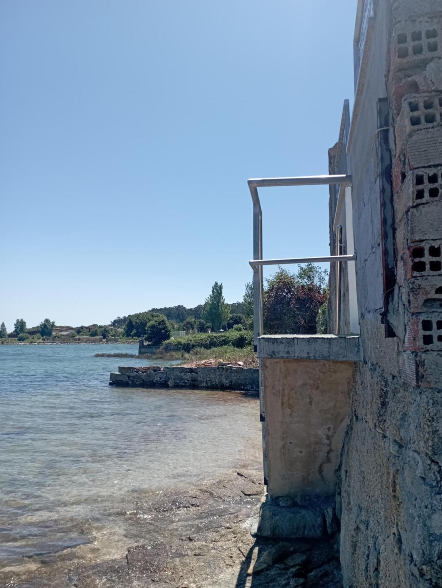 Vivienda Con Jardin Y Acceso A Pequena Playa